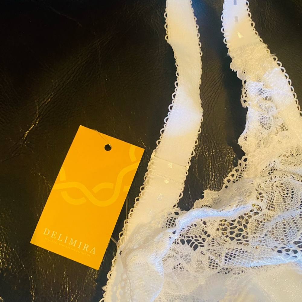 Delimira  bra women white minimizer bra sz# 46F NWT - Picture 4 of 11